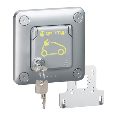 Prise Green'up Access - 3,2 kVA - Mode 2 - IP55-IK10 - encastr verrouillable