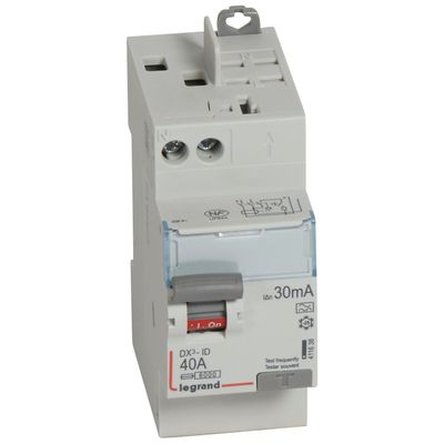 Legrand - Interrupteur diff�rentiel DX� - ID arriv�e haut � vis et d�part haut automatique  -  2P 230V~ 40A typeA 30mA  -  2 modules