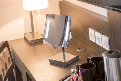 Miroir GALAXY lumineux sur pied