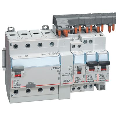 Peigne d'alimentation 4P t�te de groupe HX� horizontal optimis� - 12 modules