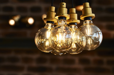 LED CLASSIC OSRAM 1906 CLA28 FIL SPIRALGOLD E27 4W 2000K 300lm