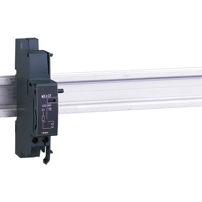 Acti 9 - MX + OF - d�clencheur voltm�trique avec contact OF - pour NG125 - Circuit de commande : 24 VCA 50/60 Hz | 24 V CC - Contact de signalisation : 1F/O - Conforme � EN/IEC 60947-5-1 - Largeur : 4 pas de 9 mm